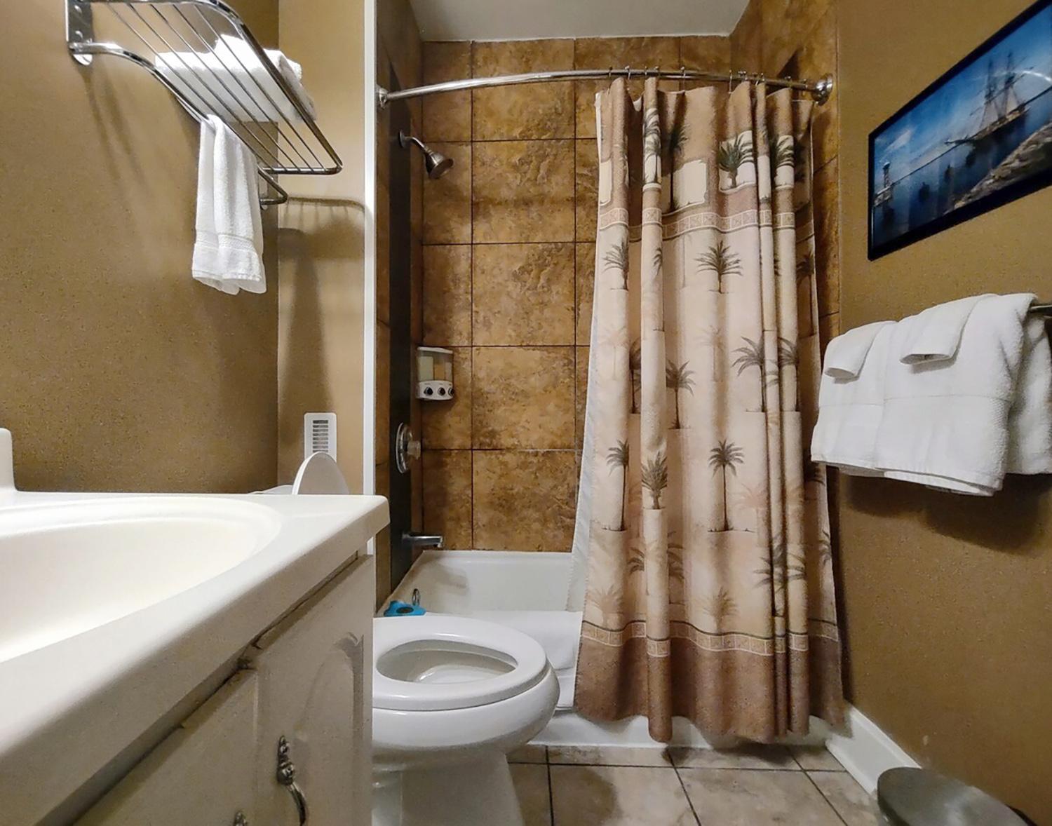 Spacious Frontier Park Apartment Erie Exterior foto